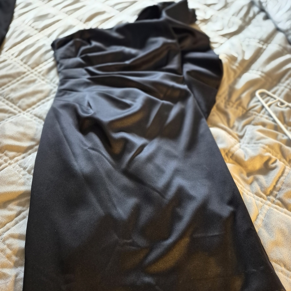 Black One Shoulder Sheath Cocktail Dress